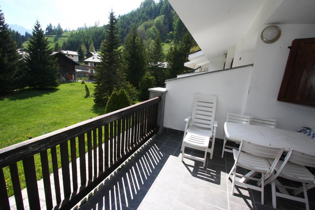 Champoluc Apartment ภายนอก รูปภาพ